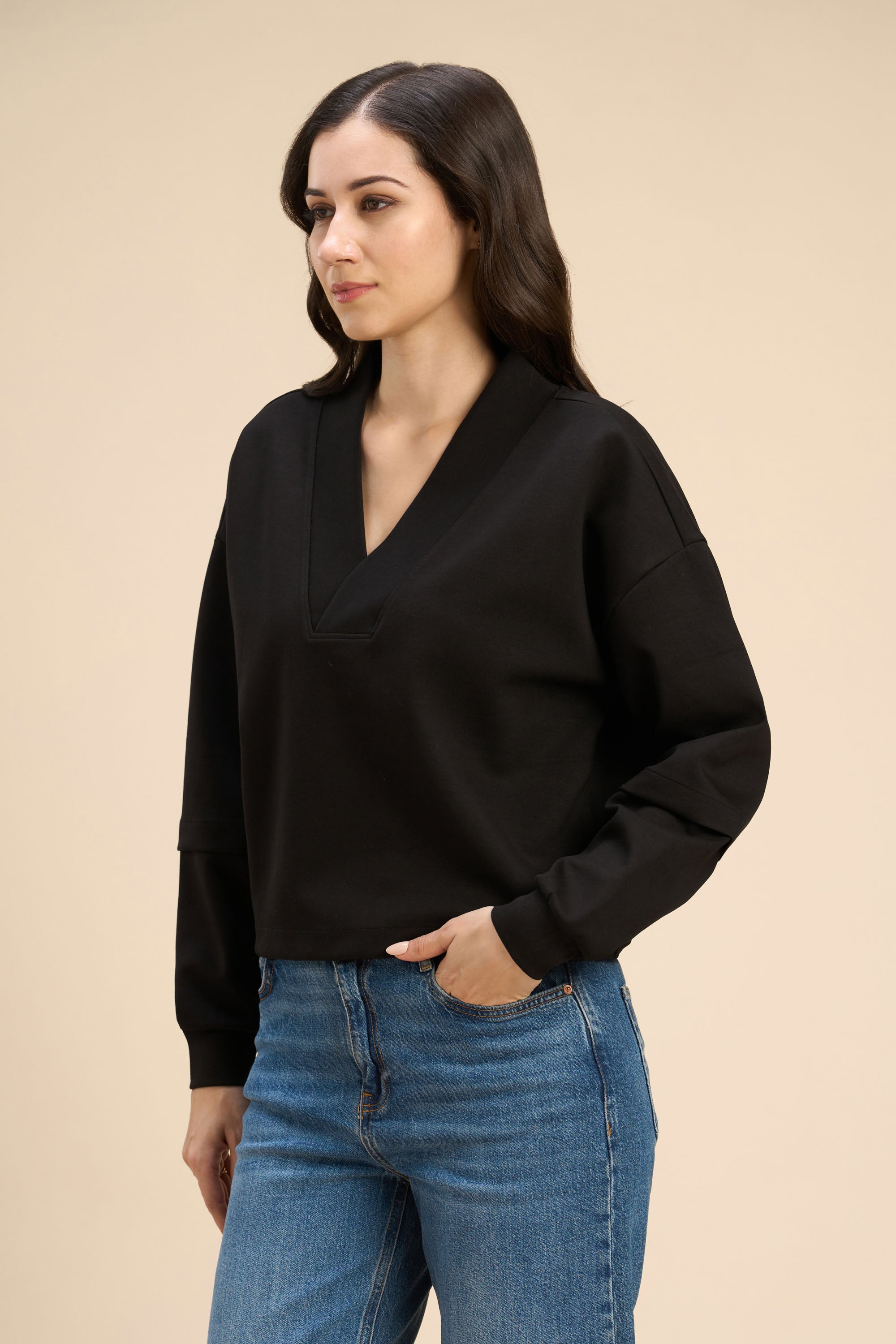 PAMELA V-NECK DROP FULL SLEEVE T-SHIRT IN FLUID JERSEY - Sunday Story