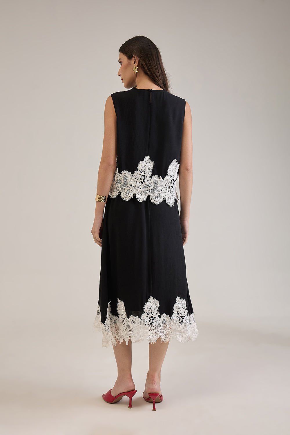 ALVA BLACK & WHITE CONTRAST LACE SKIRT CO-ORD SET - Sunday Story