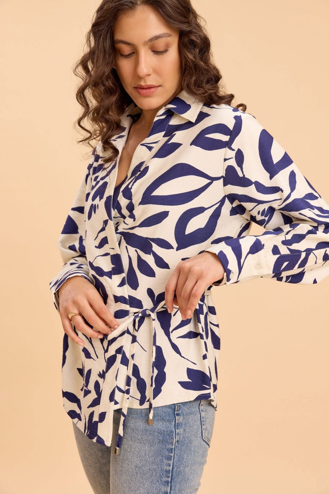 DAKOTA VISCOSE PRINTED WRAP SHIRT - Sunday Story