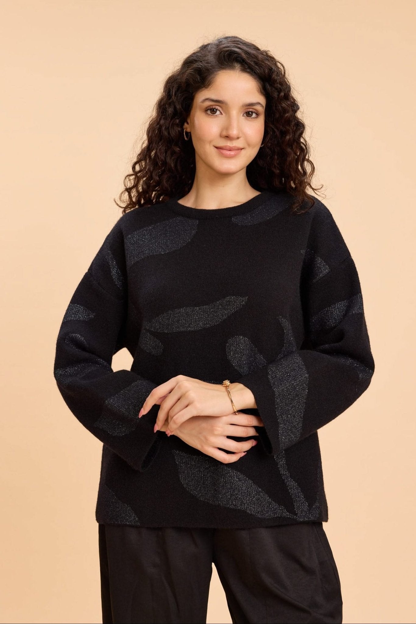 FIONA ROUND NECK PULLOVER WITH LUREX JACQUARD PATTERN - Sunday Story