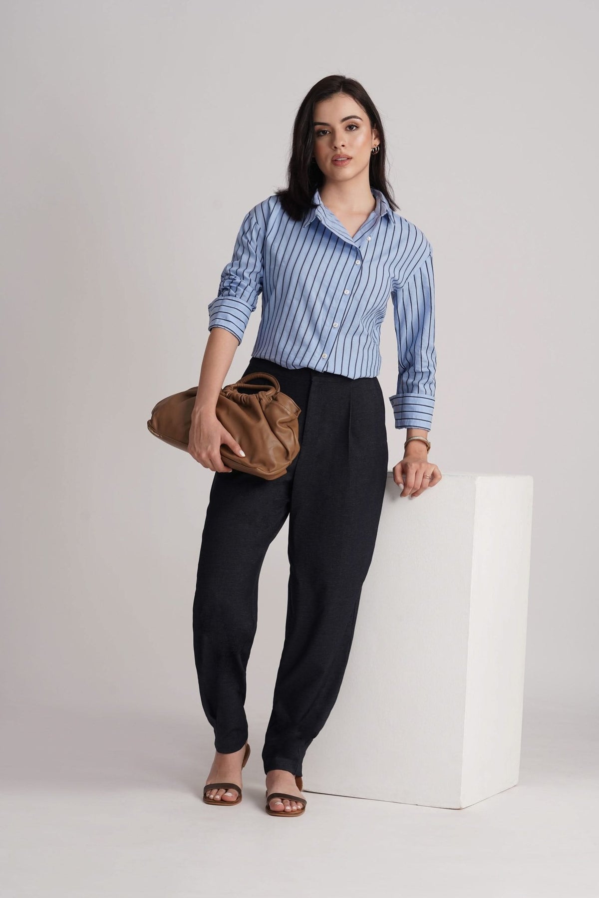FIORA BARREL ANKLE PANT WITH PLEAT DETAIL - Sunday Story