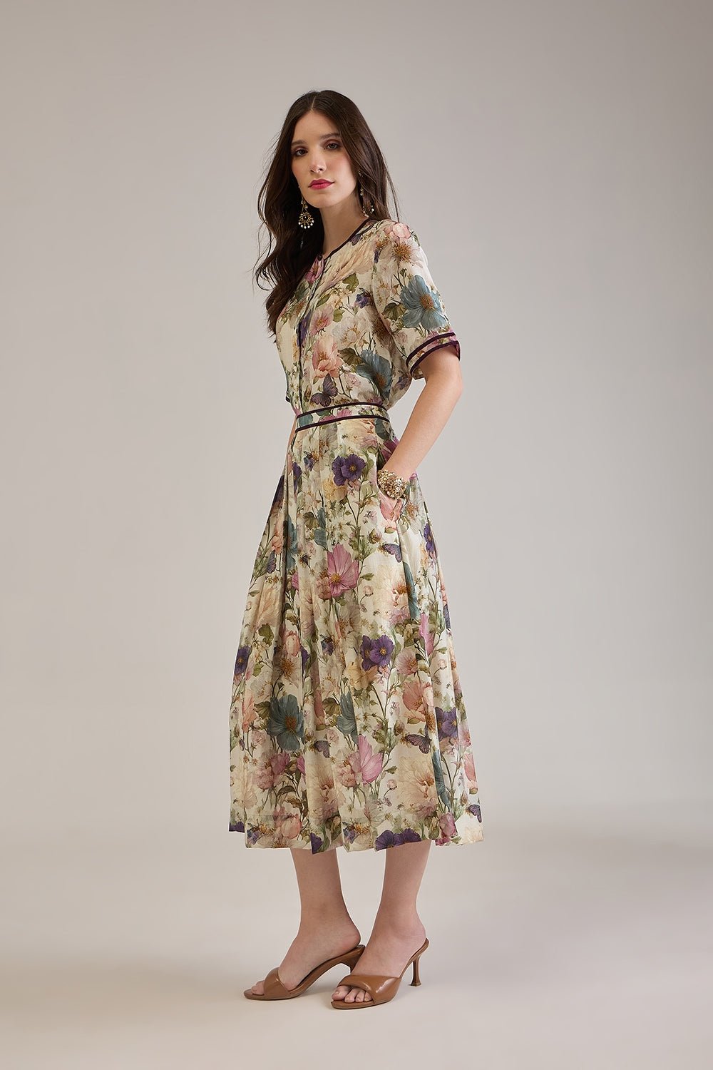 NOAMI VISCOSE MIDI SKIRT CO-ORD SET WITH CONTRAST DETAILS - Sunday Story