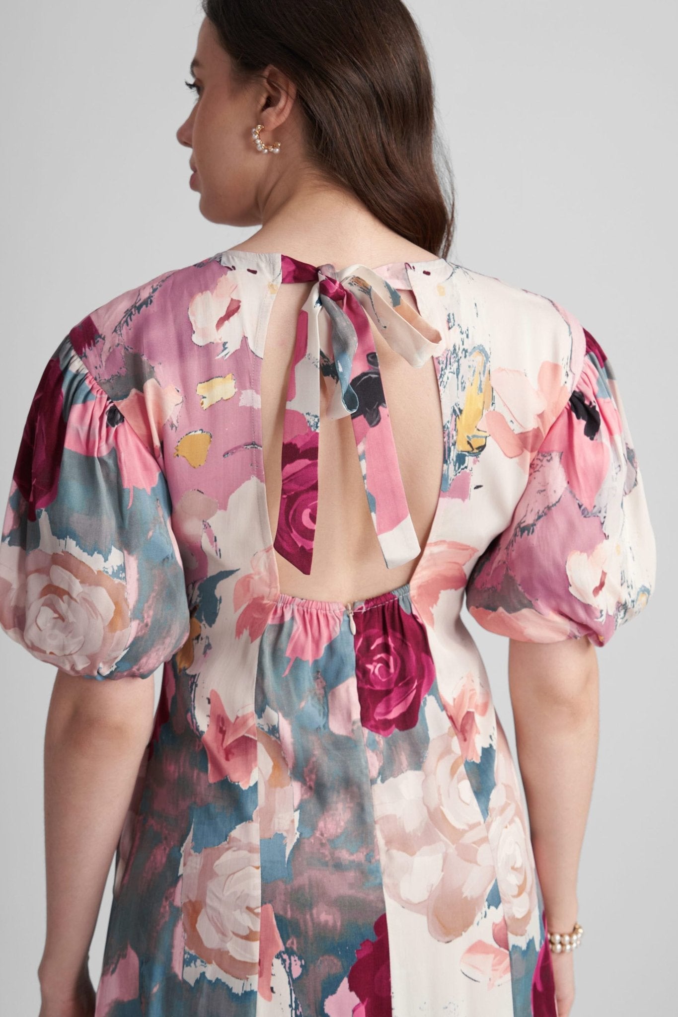 PALMONA PRINTED VISCOSE SATIN MIDI DRESS WITH VOLUMINOUS SLEEVES - Sunday Story