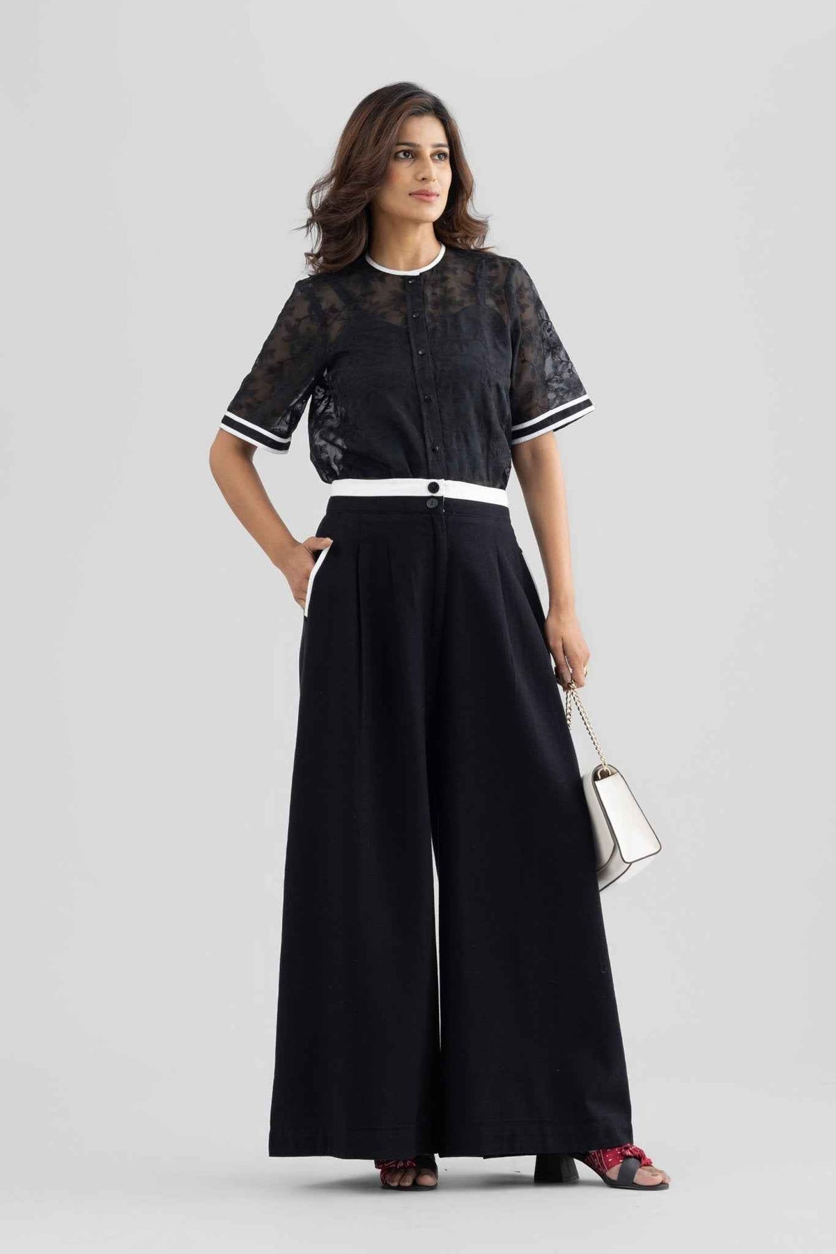 RAYA PLEATED WIDE LEG COTTON PANT WITH CONTRAST DETAILING