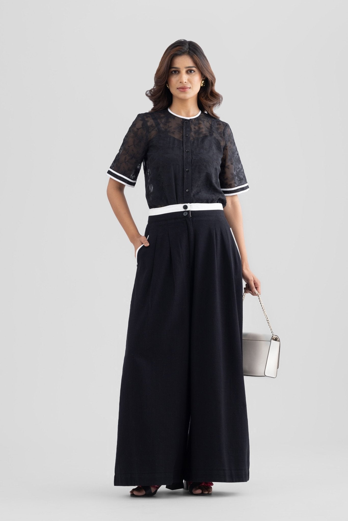 RAYA PLEATED WIDE LEG COTTON PANT WITH CONTRAST DETAILING - Sunday Story