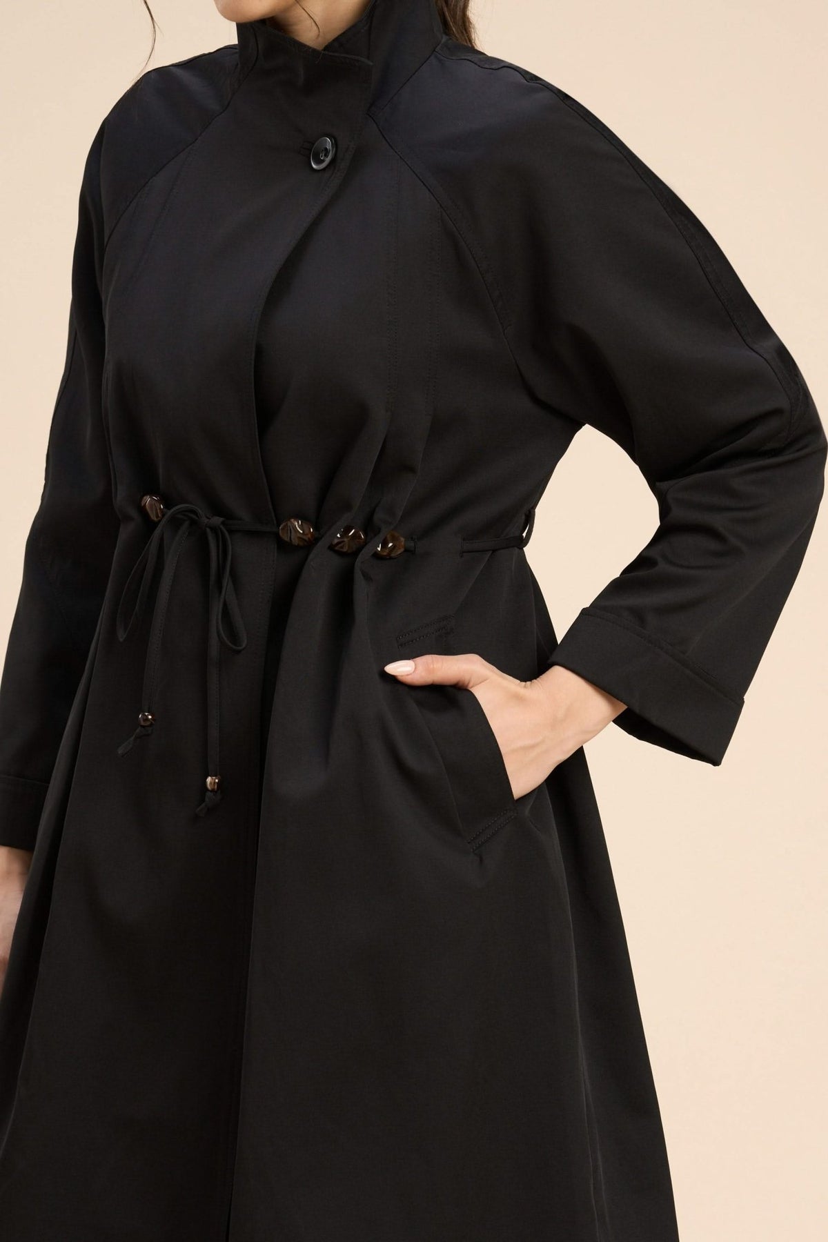 RESSE TRENCH COAT WITH A UNIQUE DRAWSTRING DETAIL - Sunday Story
