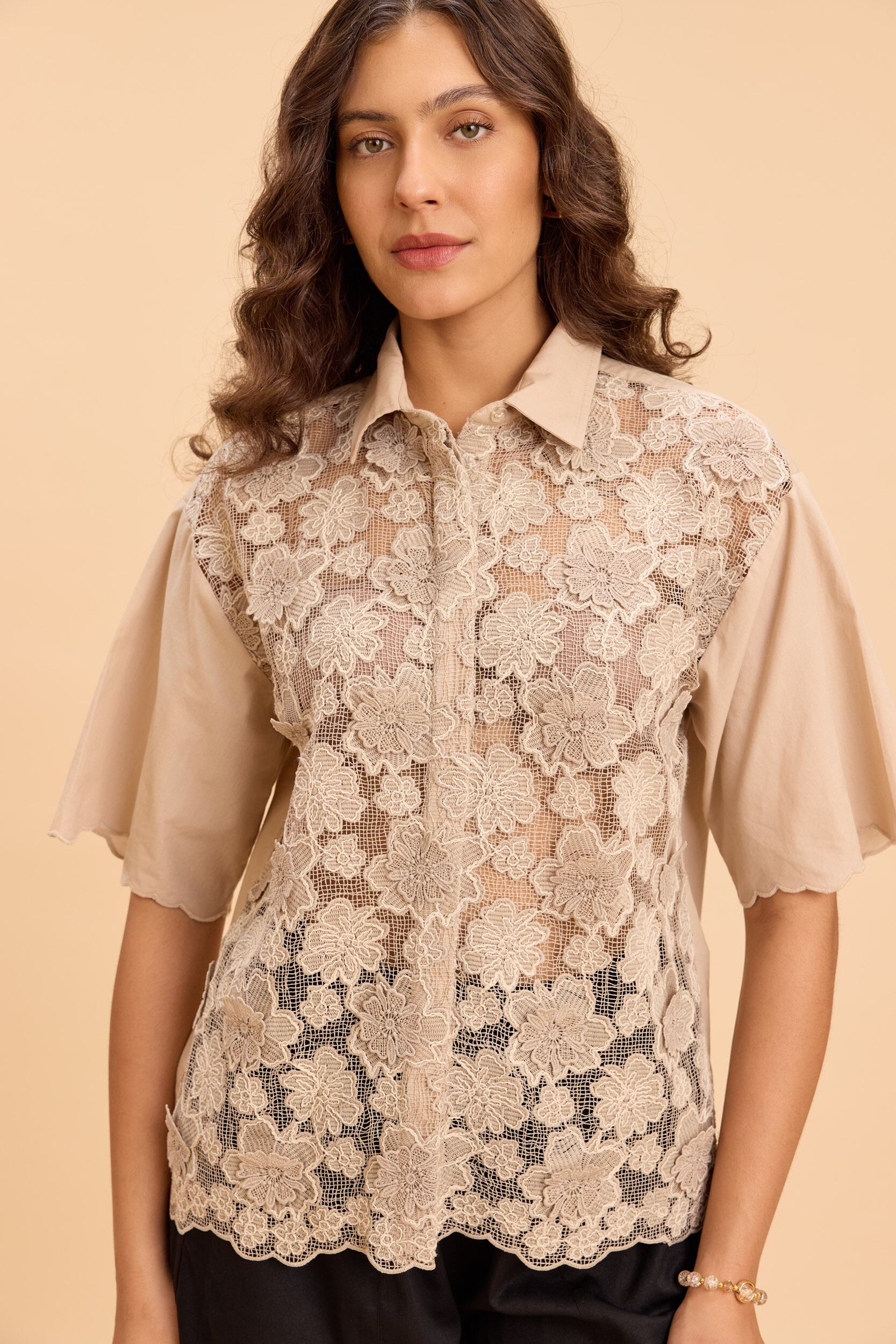 TULIP 3D FLORAL LACE SHIRT – Sunday Story