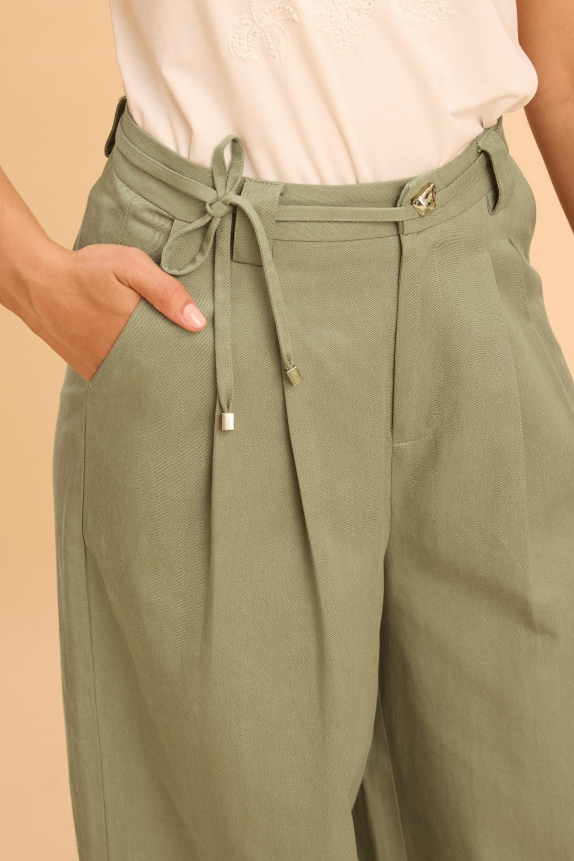 ALINA WIDE ANKLE PLEATED PANT WITH JEWEL BUTTON AND ROPE BELT - Sunday Story