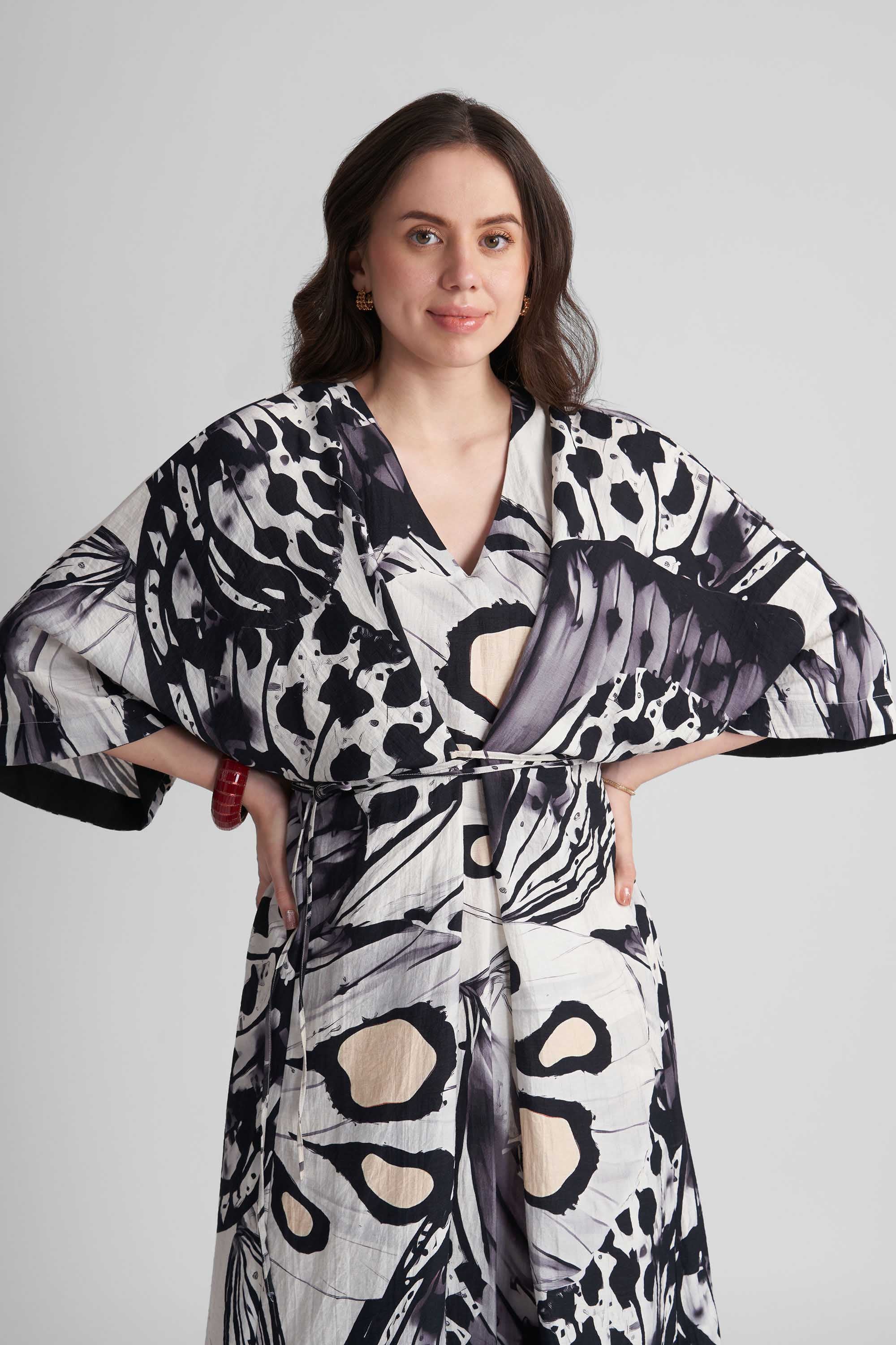 PENNY V NECK PRINTED KAFTAN MAXI DRESS - Sunday Story