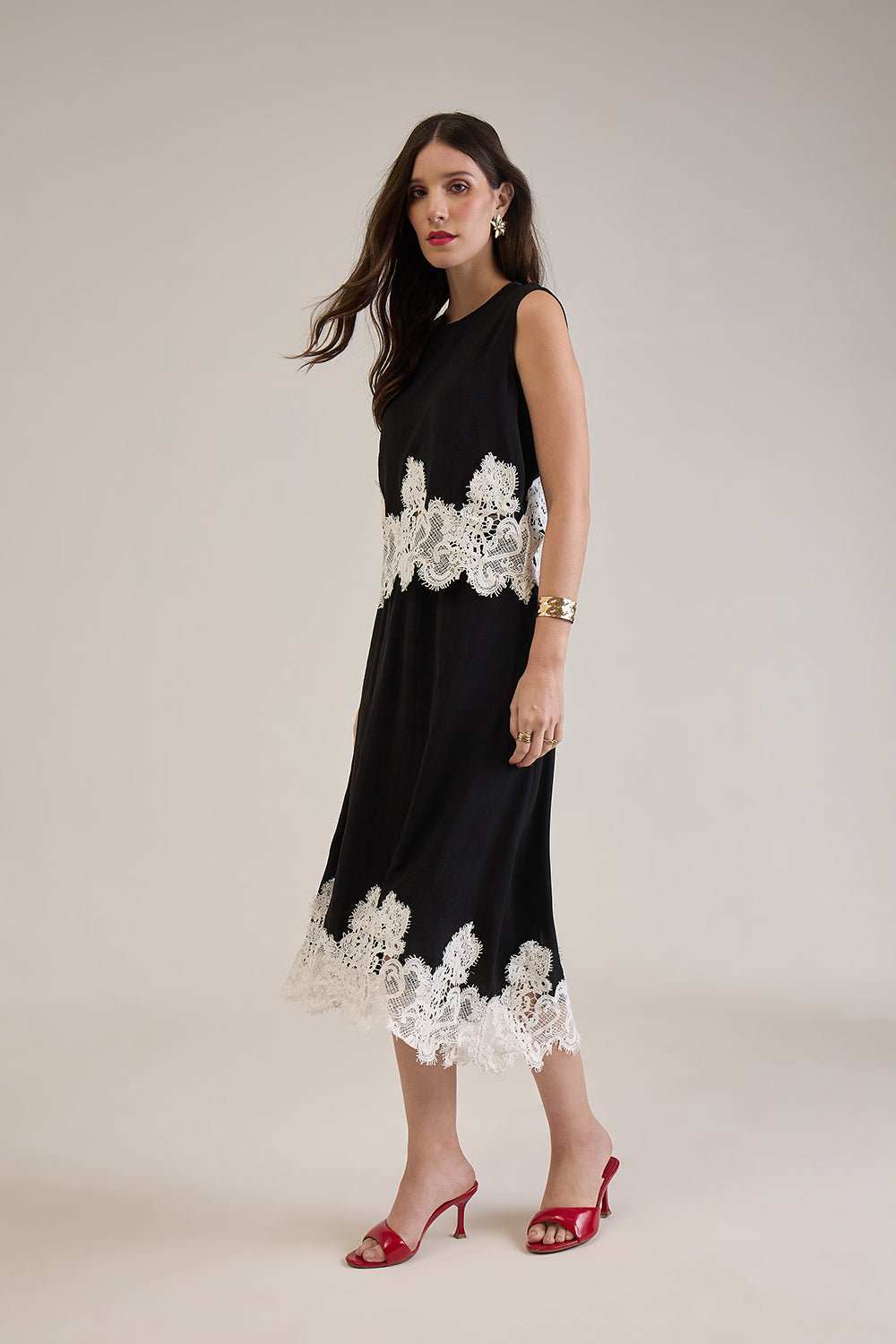 ALVA BLACK & WHITE CONTRAST LACE SKIRT CO-ORD SET - Sunday Story