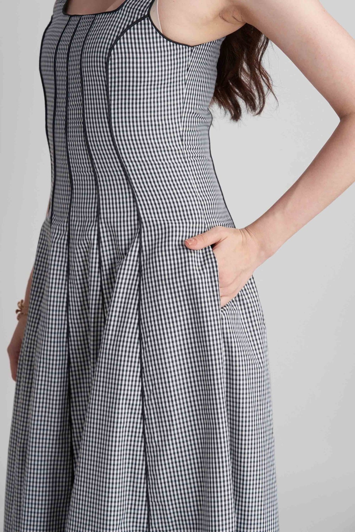 BENNET PANNELLED FIT AND FLARED COTTON MAXI DRESS - Sunday Story