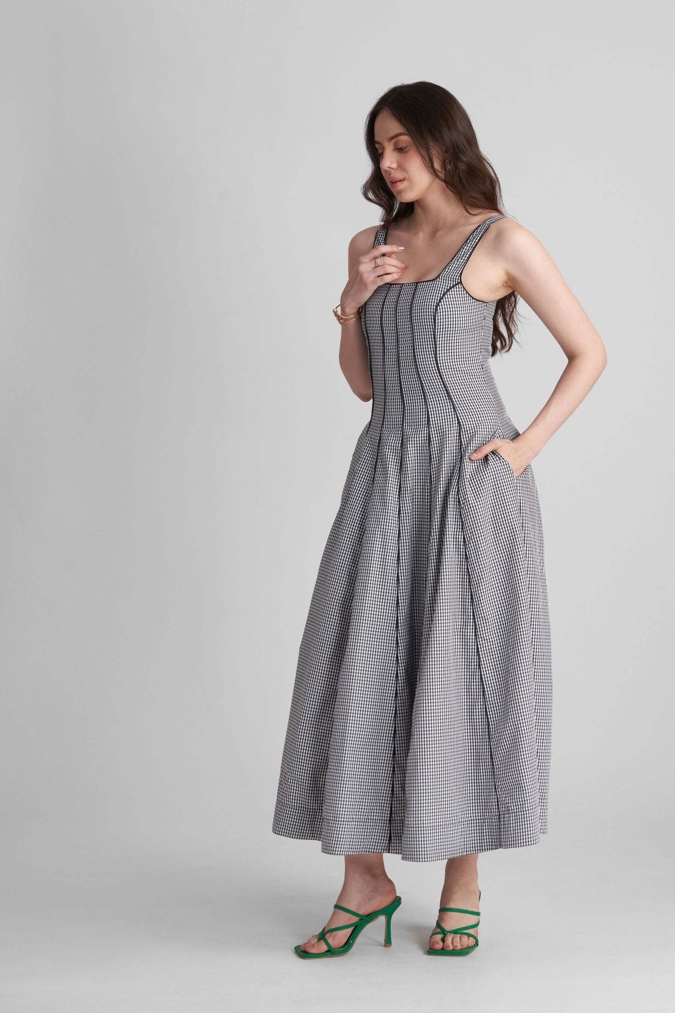 BENNET PANNELLED FIT AND FLARED COTTON MAXI DRESS - Sunday Story