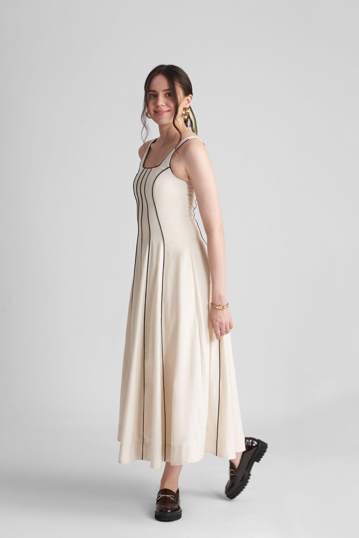 CAMILA PANNELED FIT AND FLARE LINEN MAXI DRESS - Sunday Story