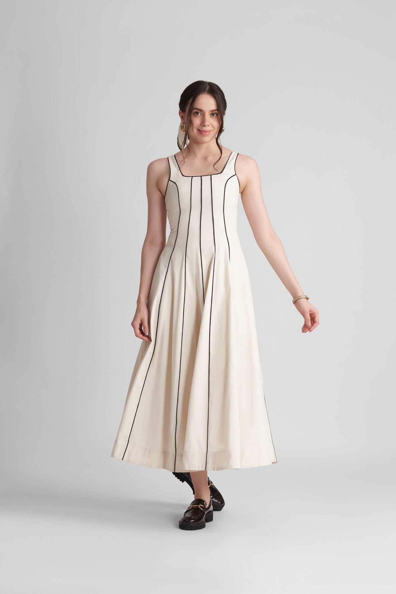 CAMILA PANNELED FIT AND FLARE LINEN MAXI DRESS - Sunday Story