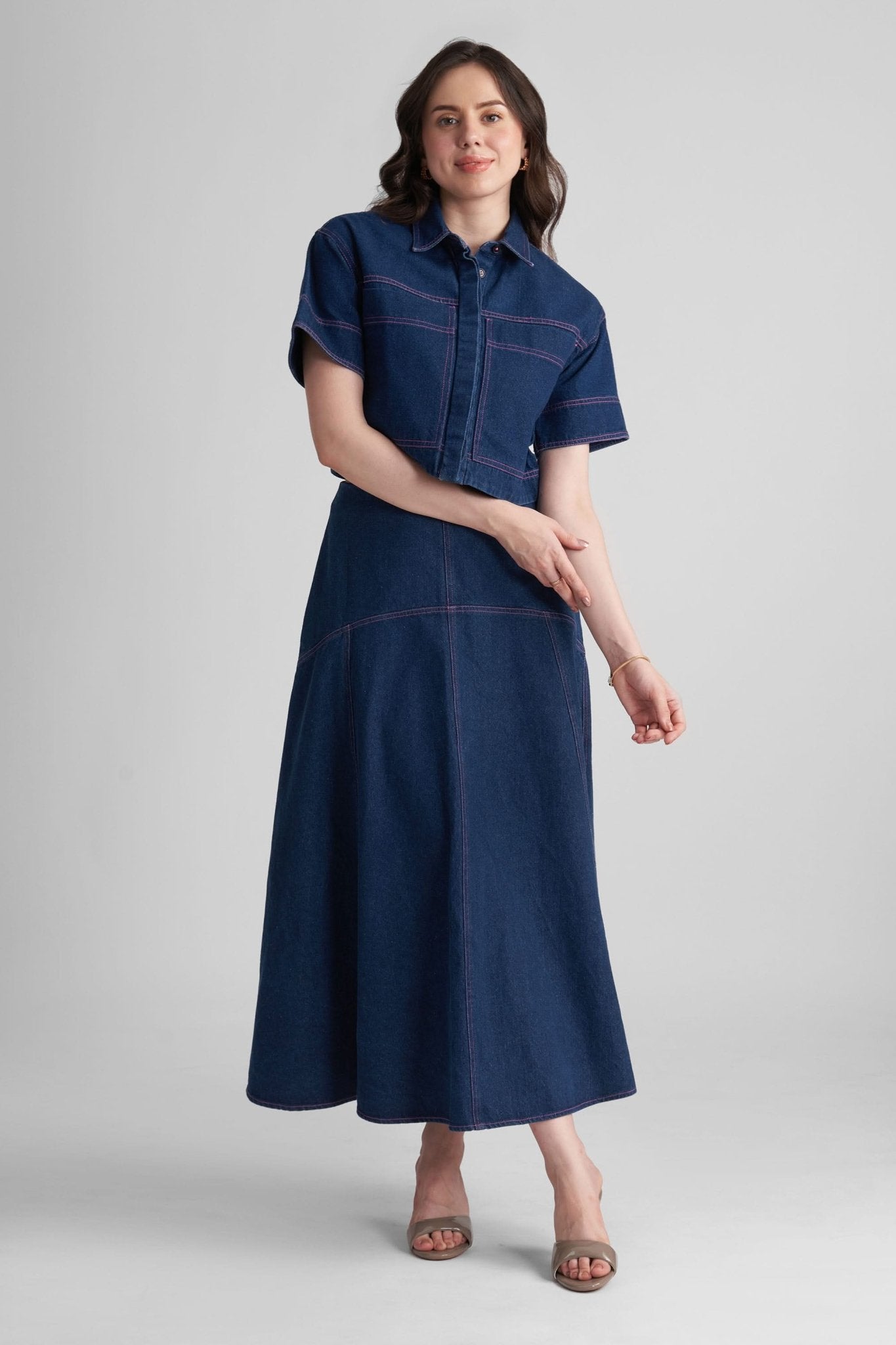 CARNATION DENIM CROPPED SHIRT WITH FRONT PATCH POCKETS - Sunday Story