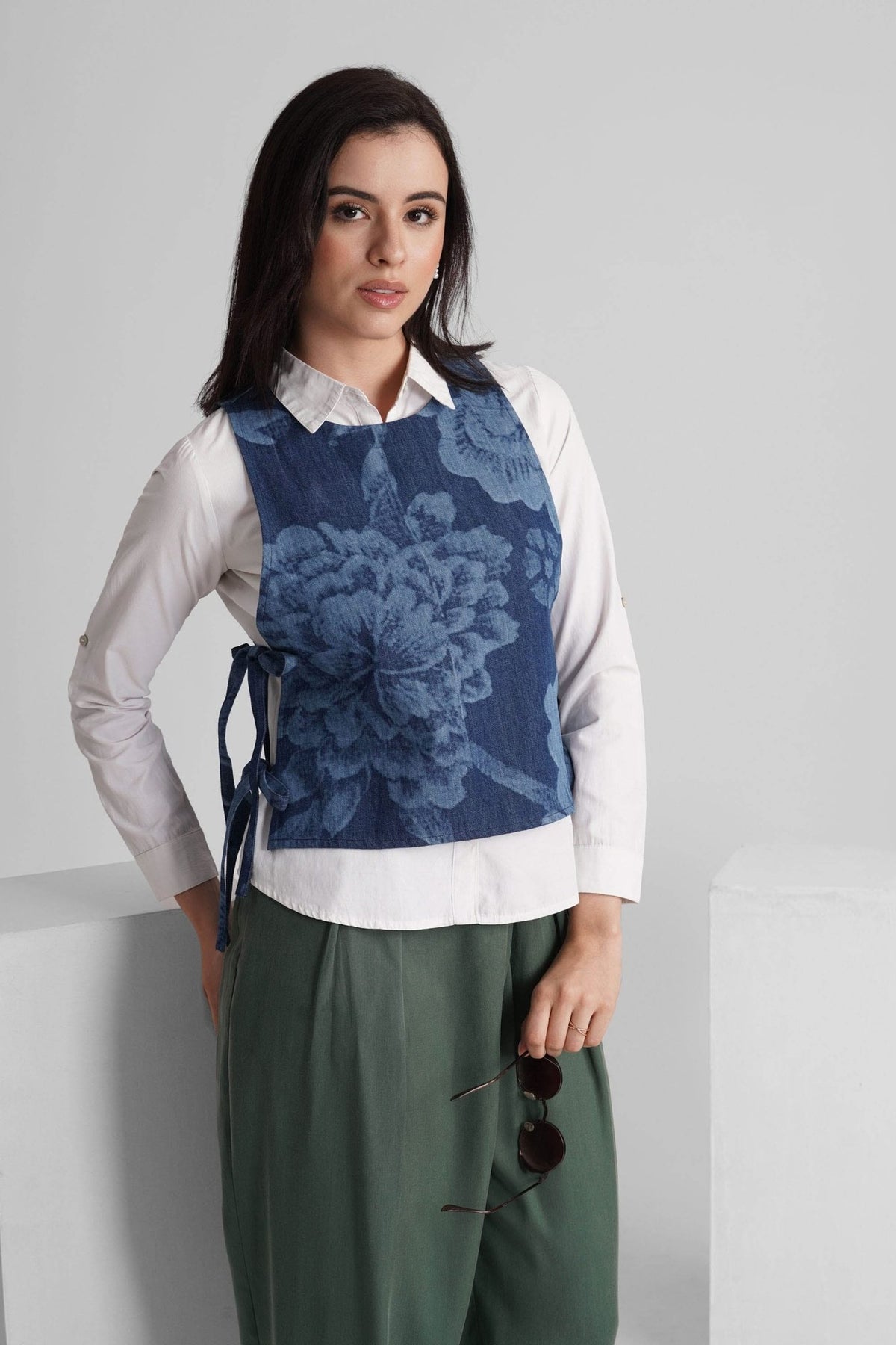 ELENOR SLEEVELESS DENIM BIB WITH SIDE TIE UPS - Sunday Story