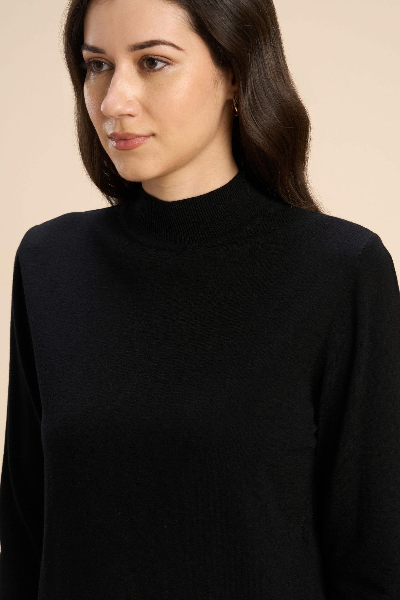 HONEY VISCOSE HIGH NECK PULLOVER - Sunday Story