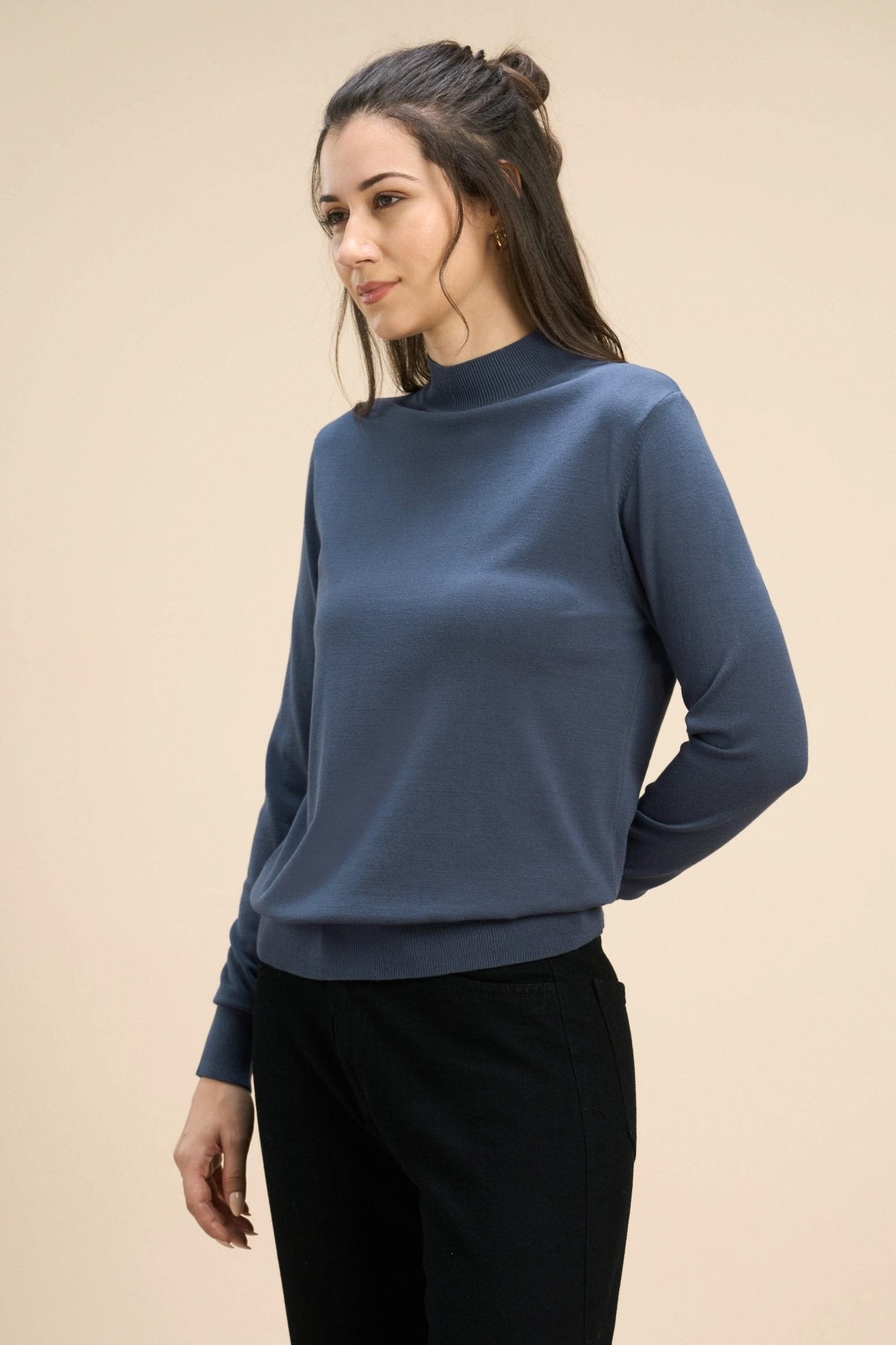 HONEY VISCOSE HIGH NECK PULLOVER - Sunday Story