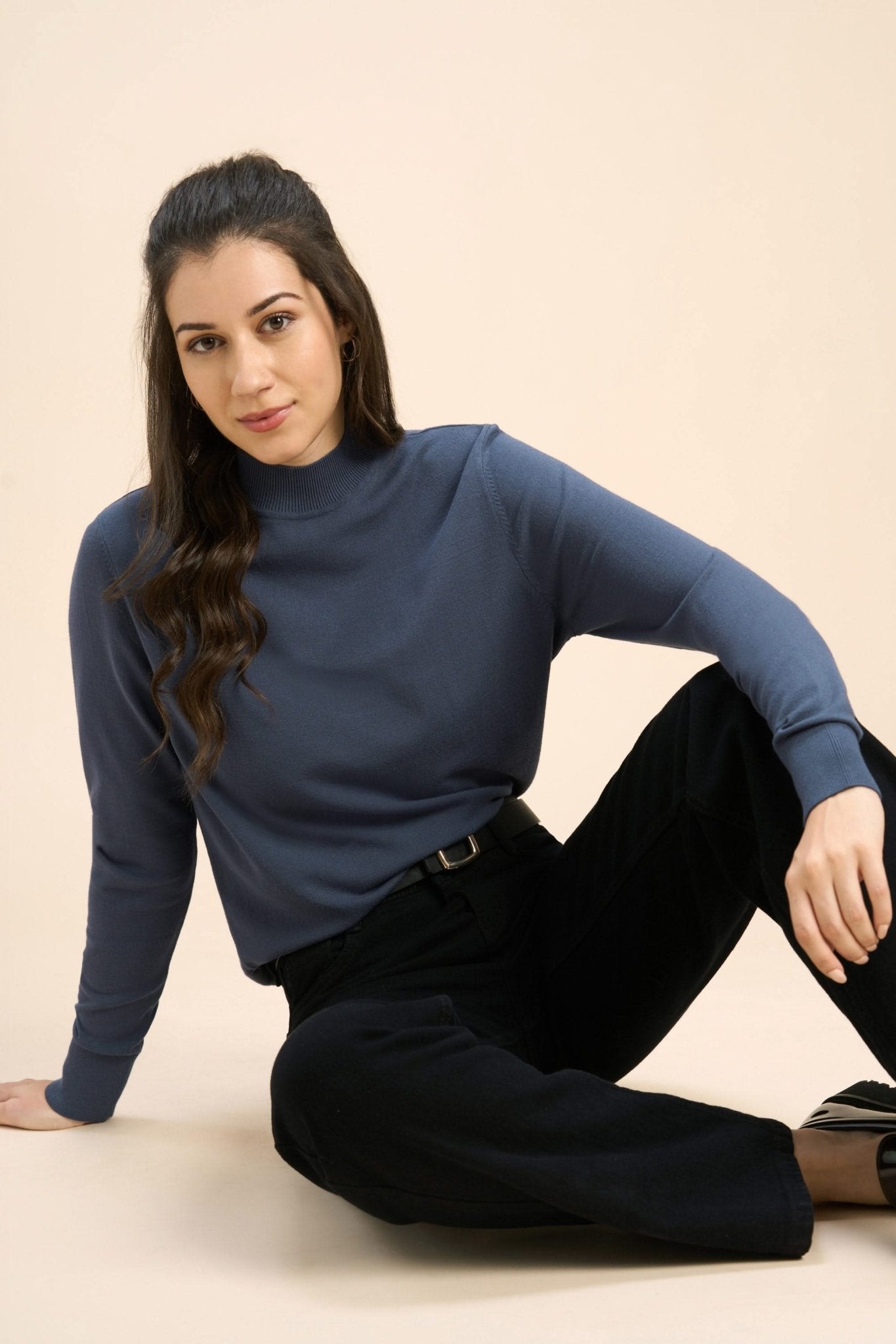 HONEY VISCOSE HIGH NECK PULLOVER - Sunday Story