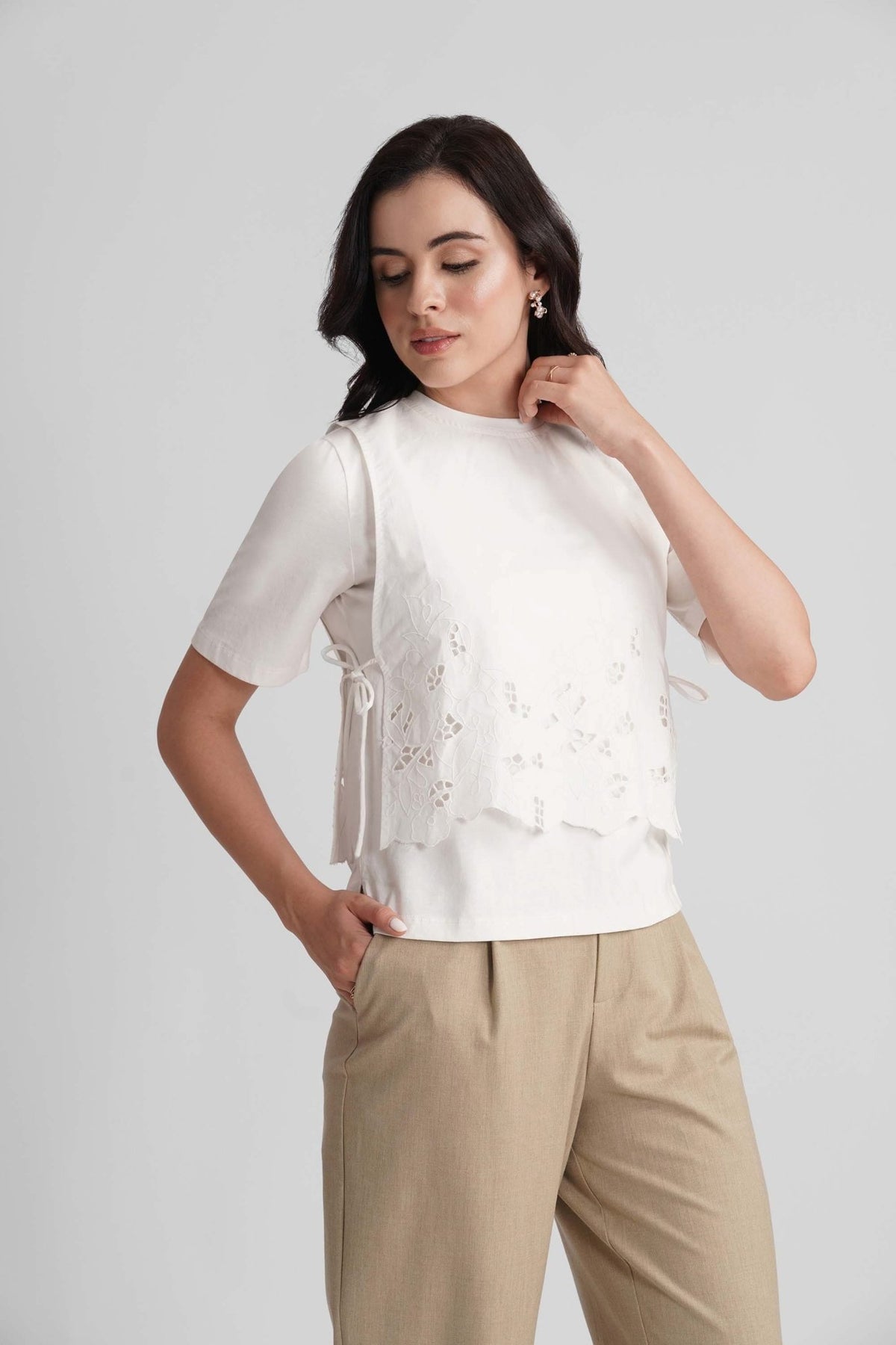 IBIZA COTTON T-SHIRT WITH EMBROIDERED BIB - Sunday Story