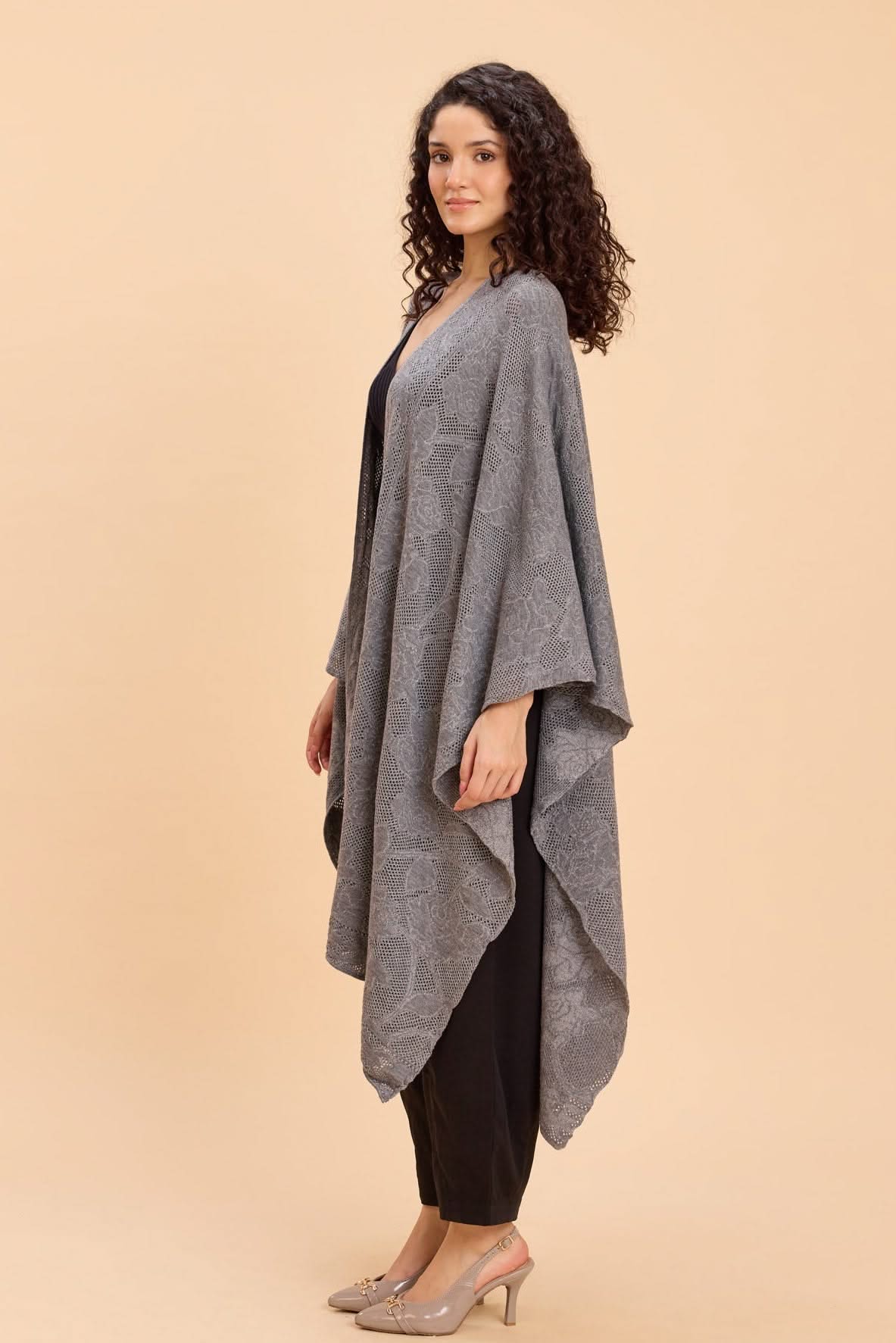 JOLLY LACE JACQUARD FRONT OPEN KNITTED CAPE - Sunday Story
