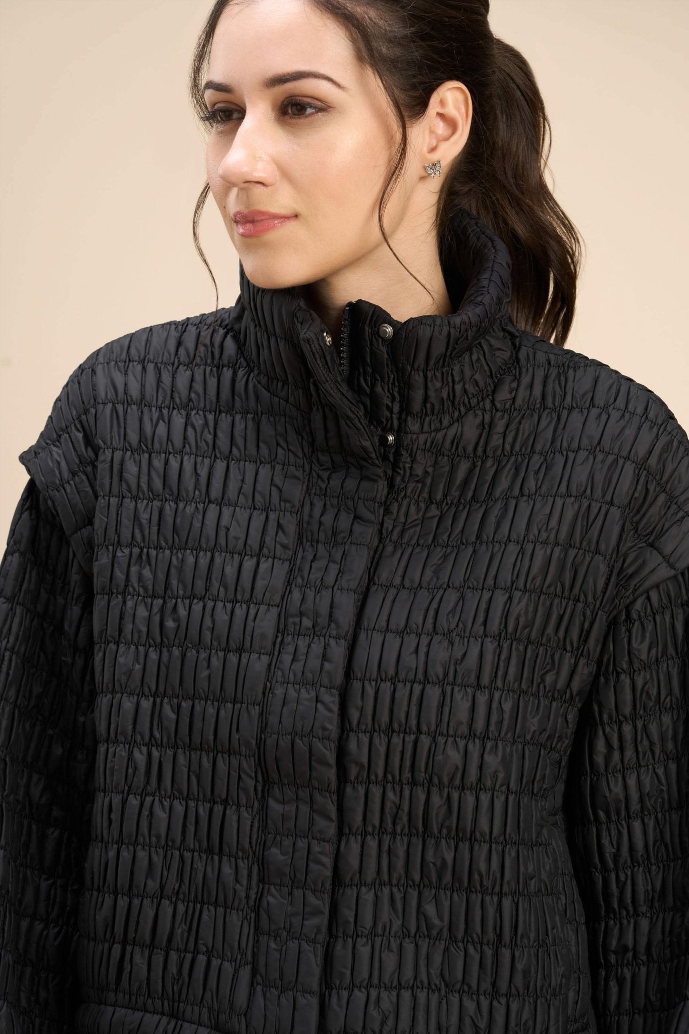 OLLY OVERSIZED JACKET WITH UNIQUE CRINKLED QUILTED PATTERN - Sunday Story