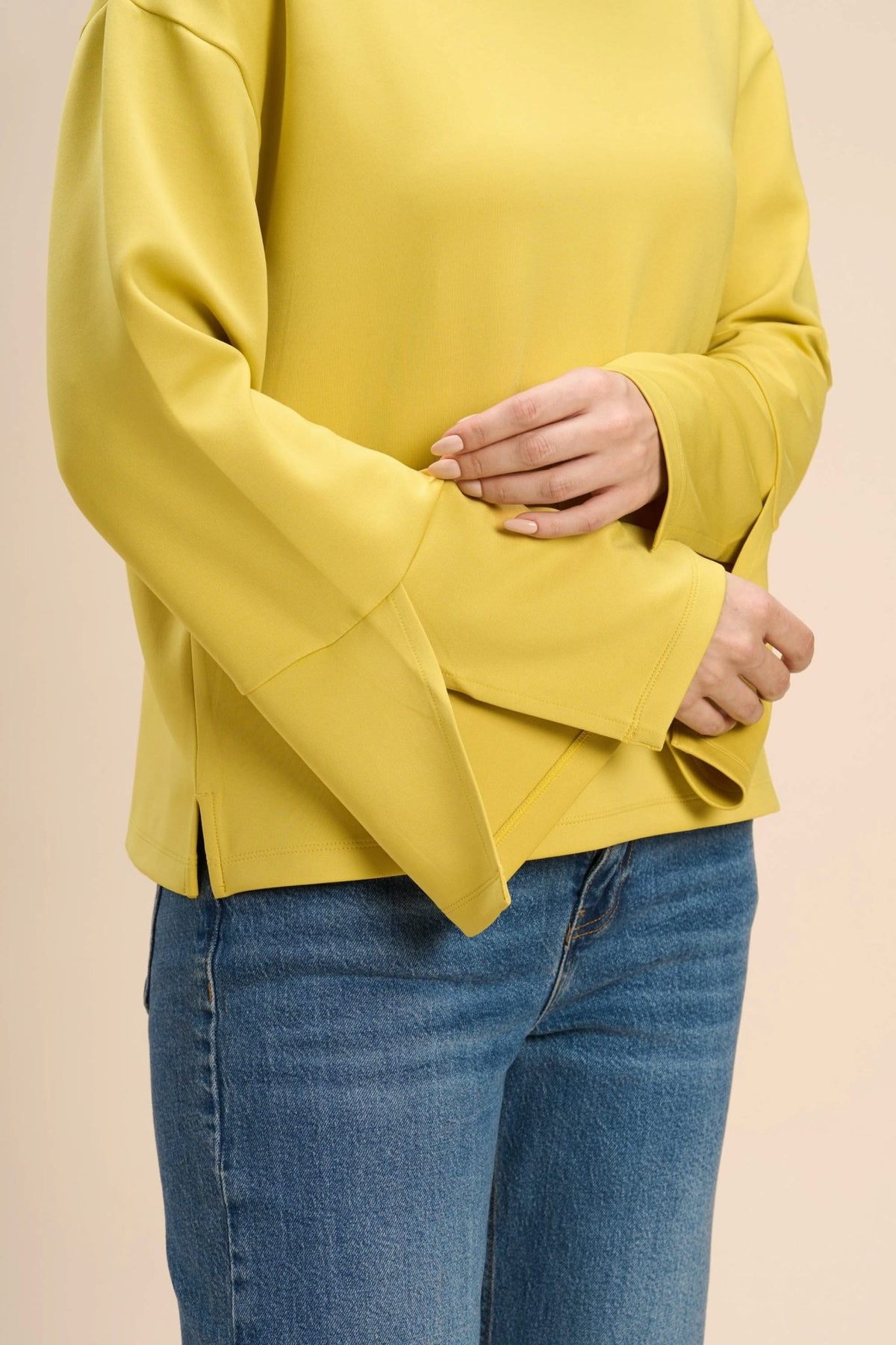 POLLY WIDE SLEEVED T-SHIRT WITH SLIT CUFFS - Sunday Story