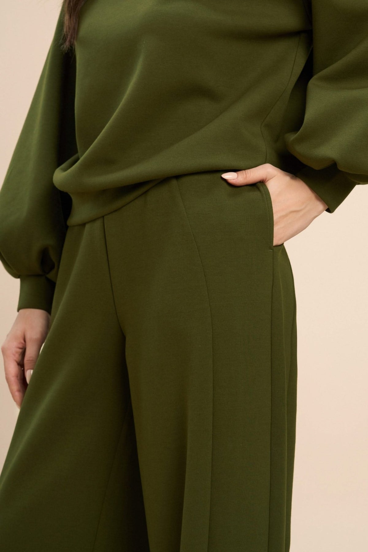 SANDRA JERSEY CO-ORD WITH A BACK CUTOUT - Sunday Story