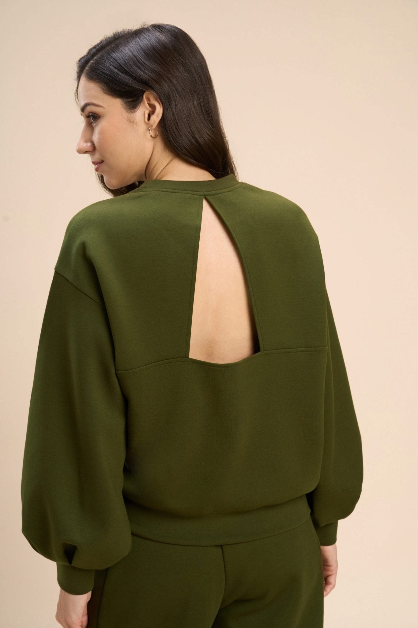 SANDRA JERSEY CO-ORD WITH A BACK CUTOUT - Sunday Story