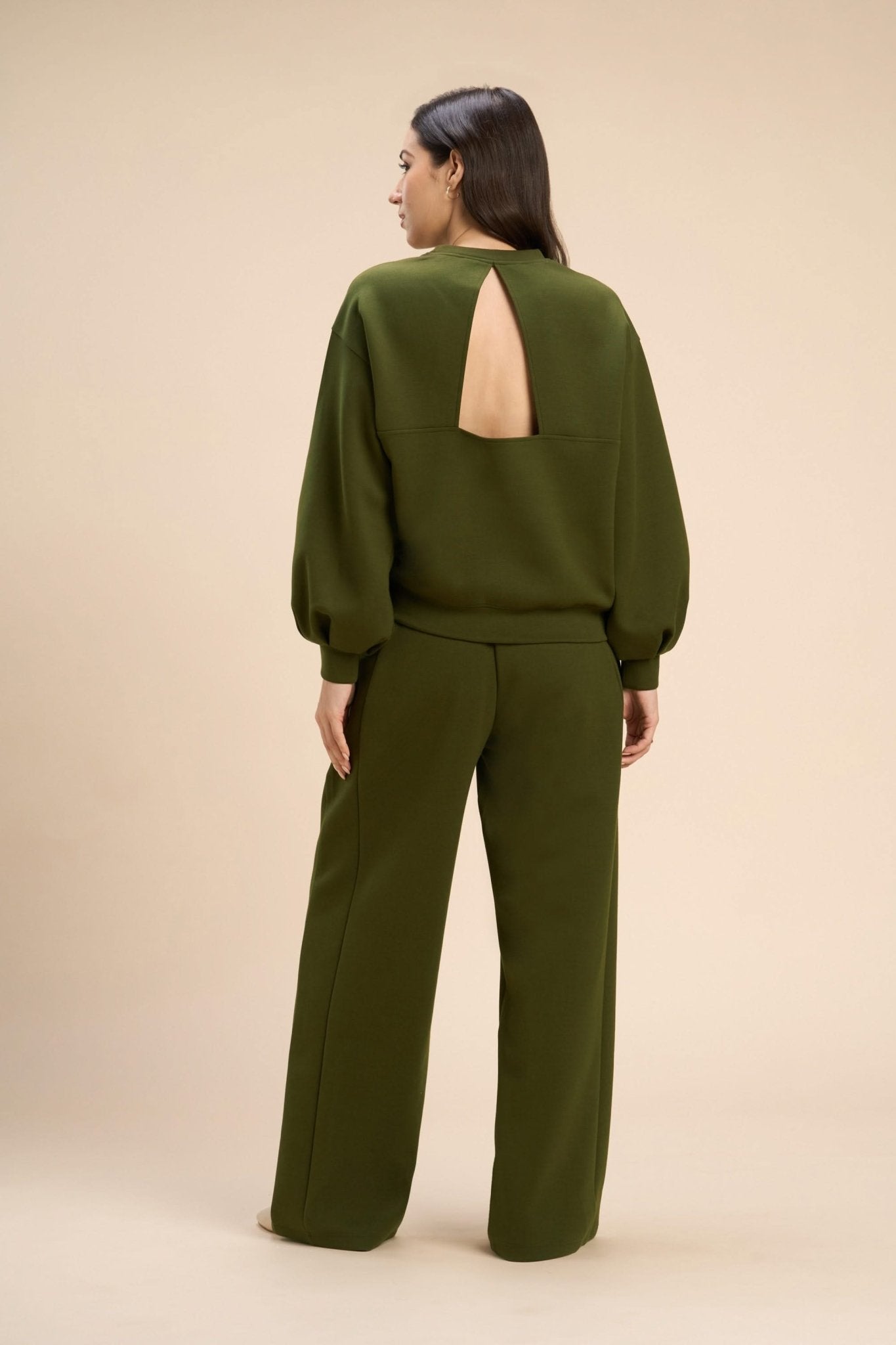 SANDRA JERSEY CO-ORD WITH A BACK CUTOUT - Sunday Story