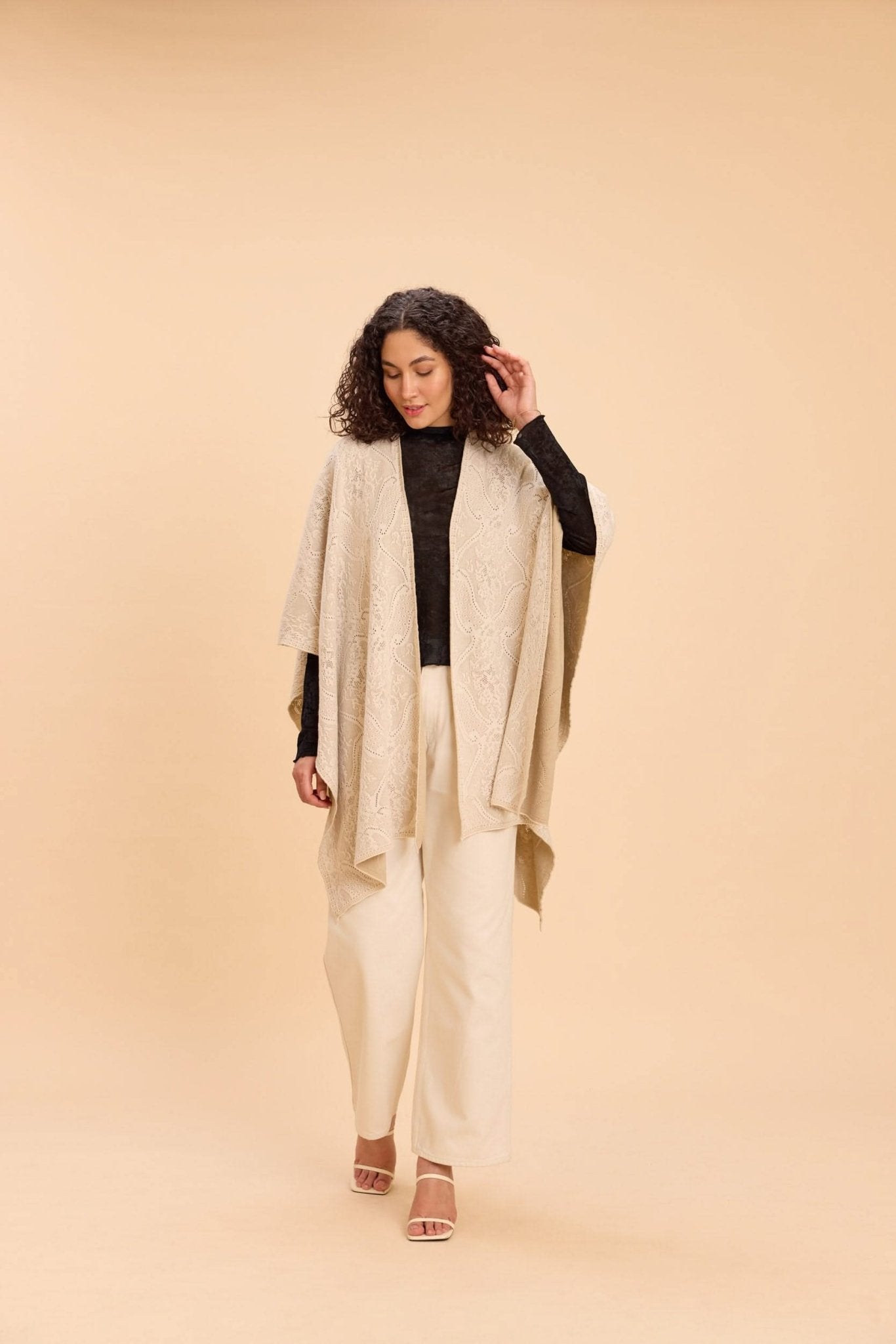 WINNY LACE JACQUARD FRONT OPEN KNITTED CAPE - Sunday Story