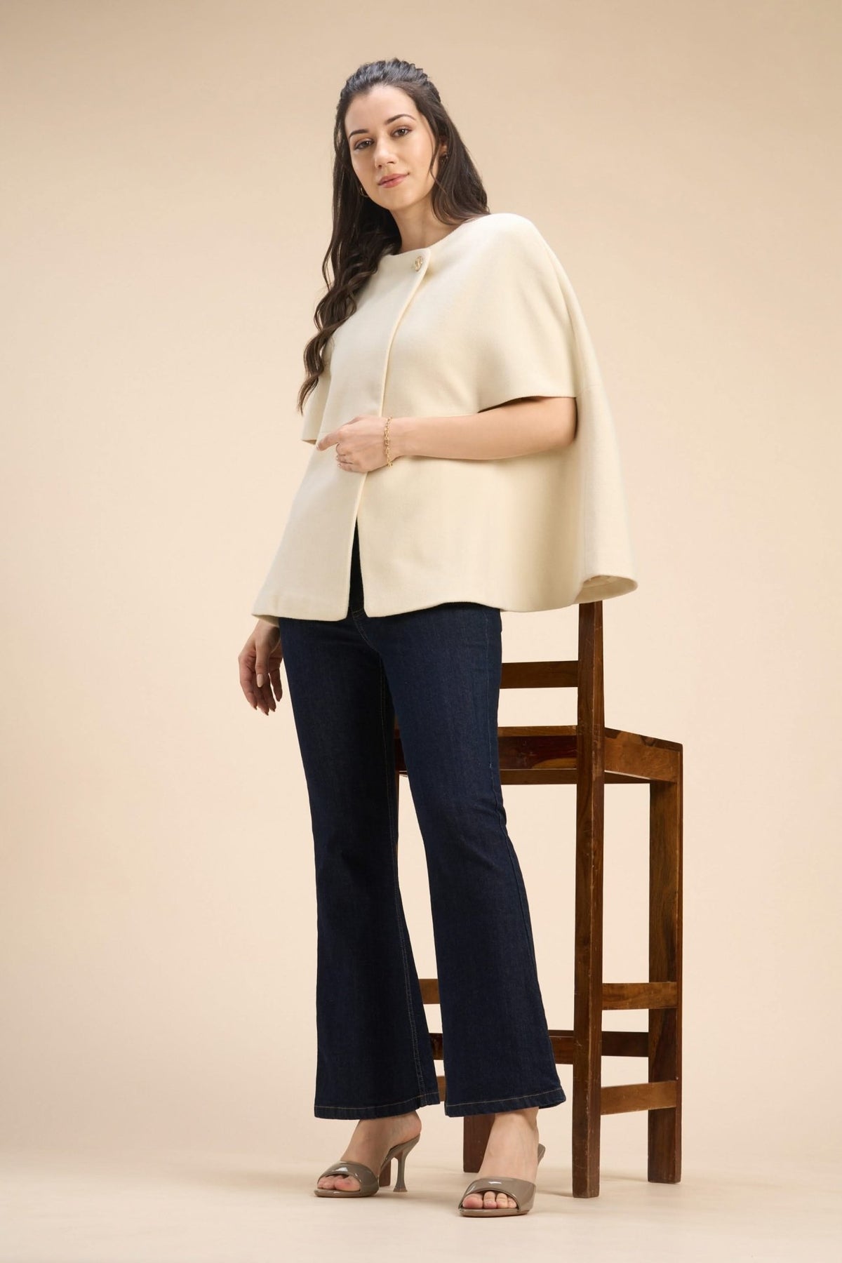 WINNY SUPERIOR WOOL-BLEND CAPE JACKET WITH GOLD BUTTON CLOSURE - Sunday Story