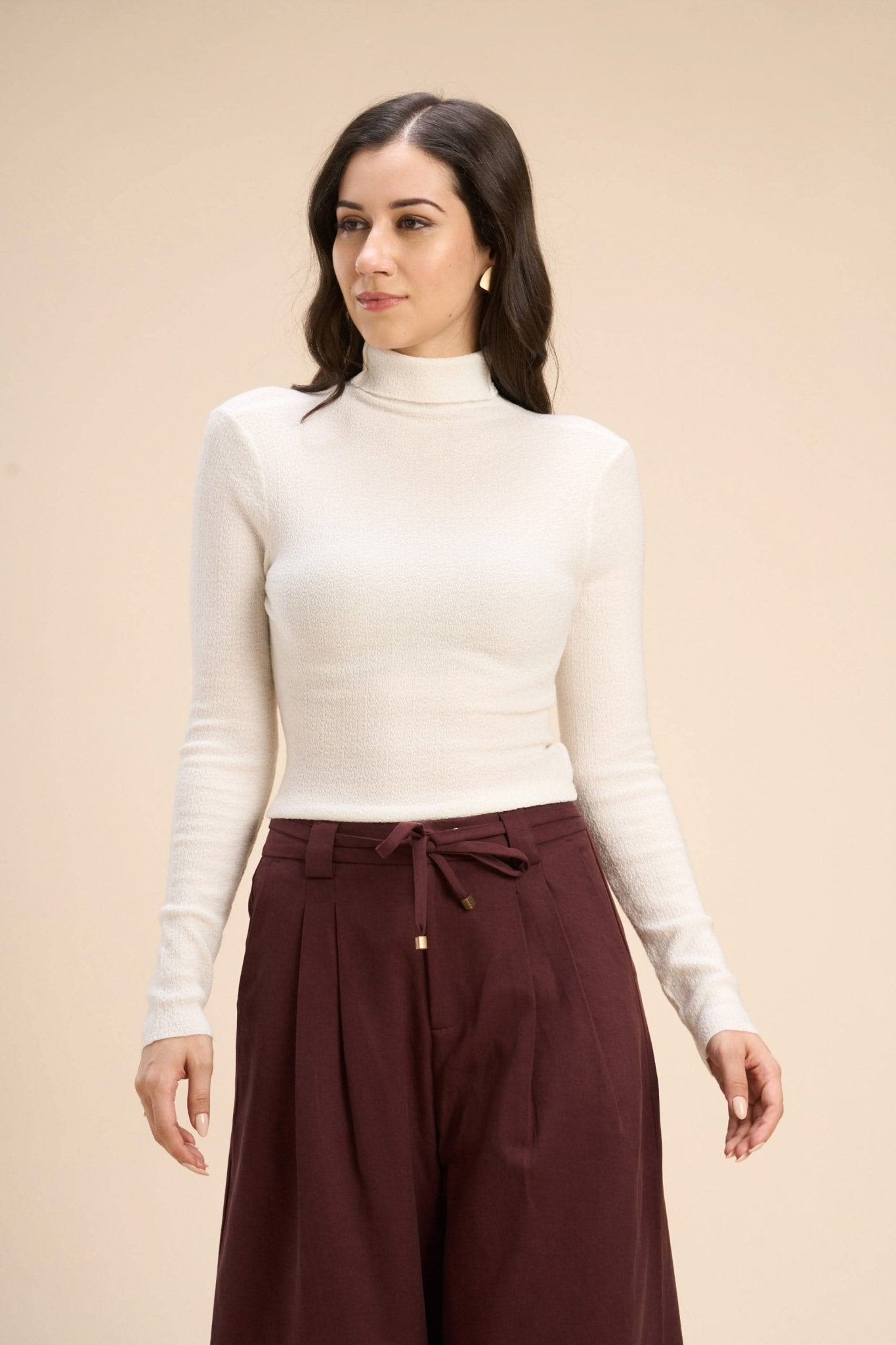 YARA TEXTURED SUPER-STRETCH FINE KNIT HIGH NECK TOP - Sunday Story
