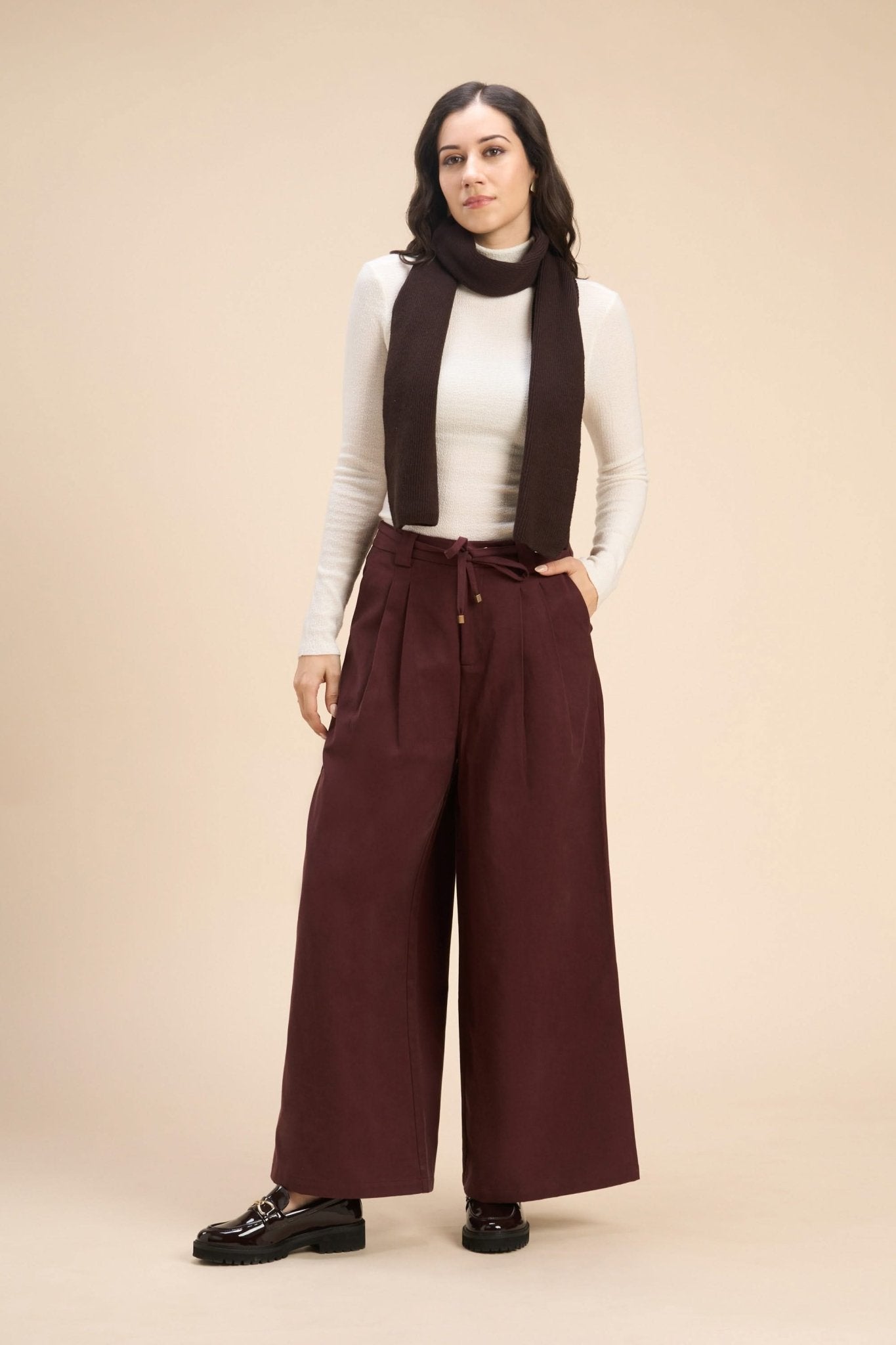 YARA TEXTURED SUPER-STRETCH FINE KNIT HIGH NECK TOP - Sunday Story