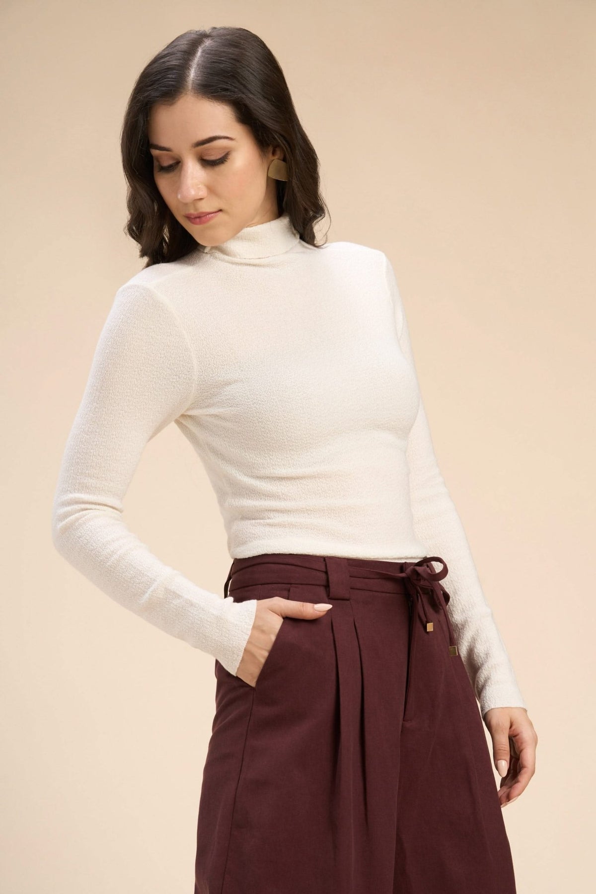 YARA TEXTURED SUPER-STRETCH FINE KNIT HIGH NECK TOP - Sunday Story